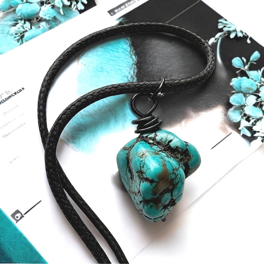 5 For $25💫Santa Fe Boho Turquoise Magnesite Stone Nugget Pendant Necklace